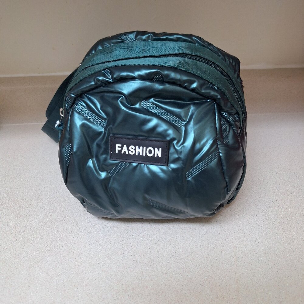 NEW FASHION HANDBAG.